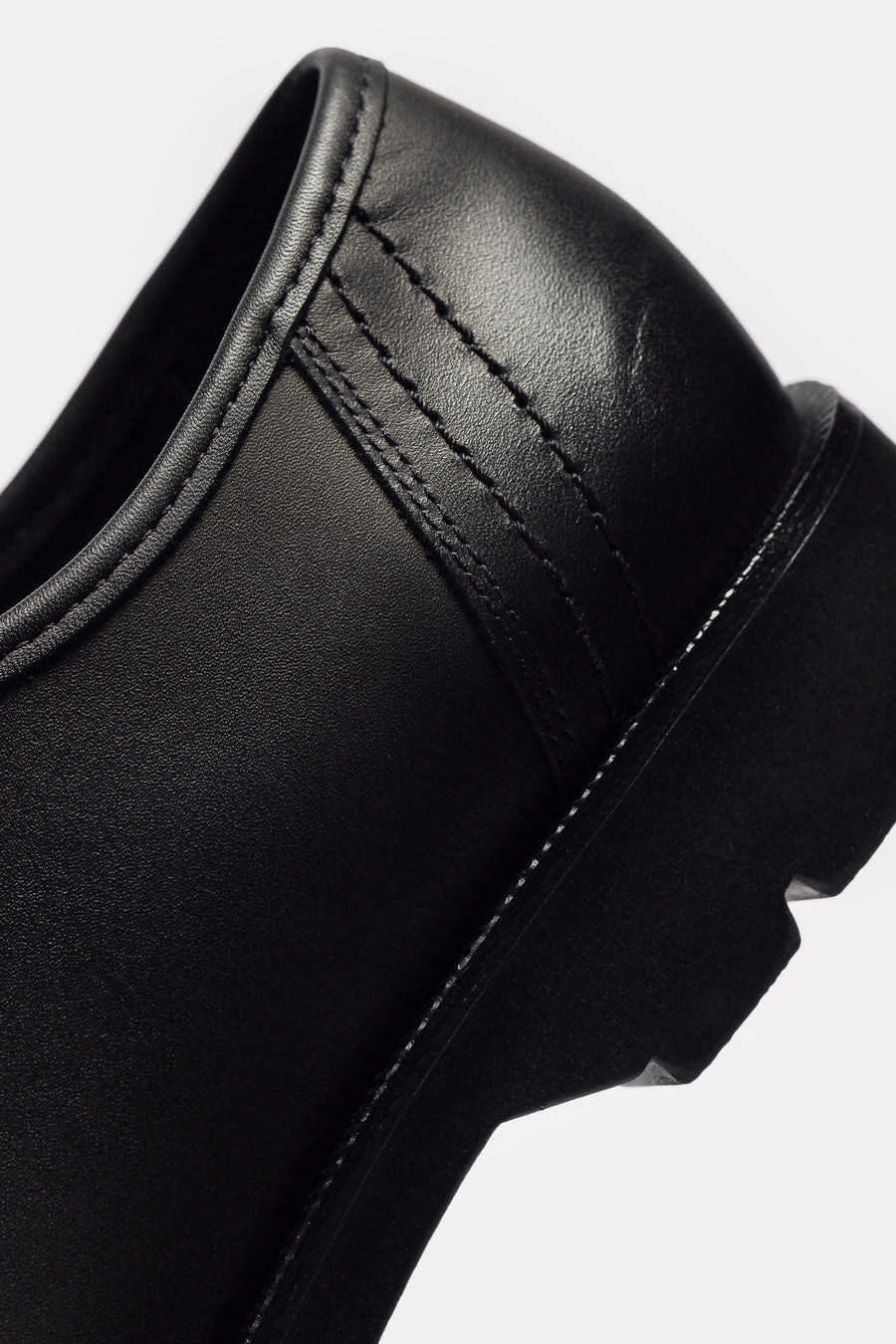 Kleman Padror Moc Toe Shoe in Noir - Notre