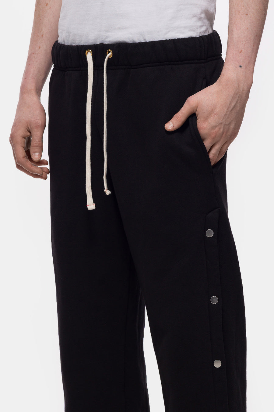 Les Tien Heavyweight Classic Side Snap Pant in Jet Black - Notre