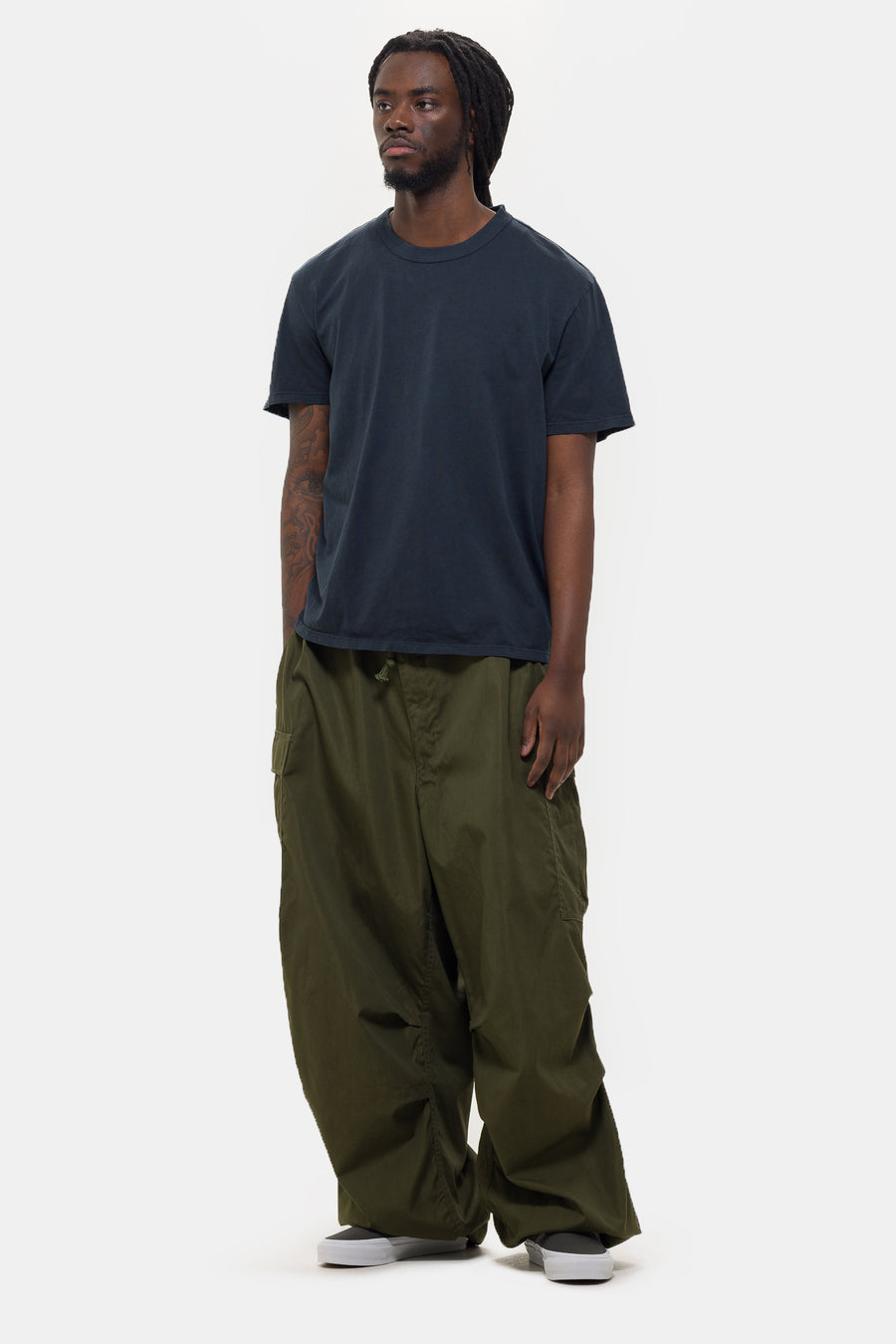 Les Tien Lightweight Binded Neck T-Shirt in Faded Black - Notre