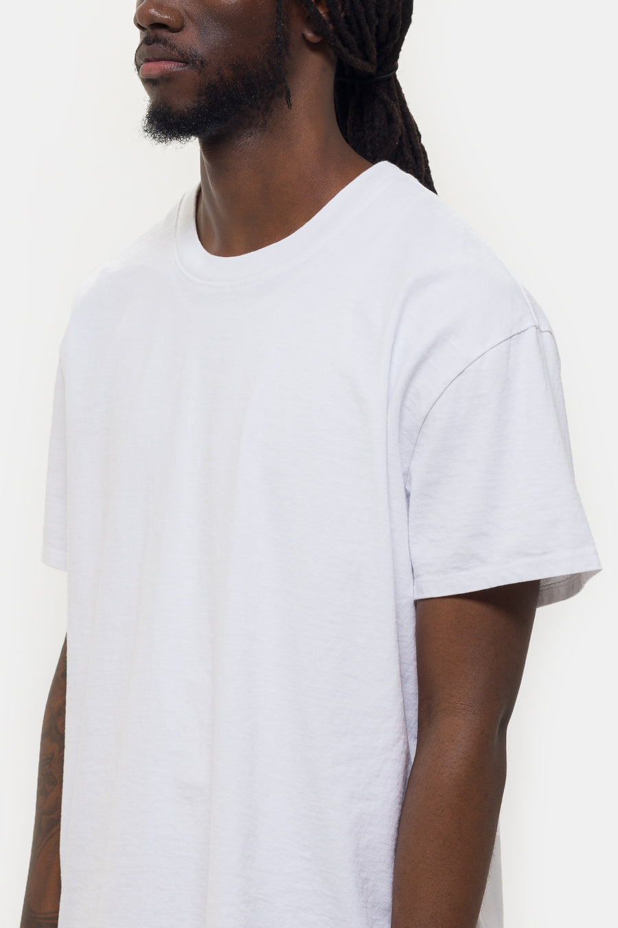 Les Tien Oversized T-Shirt in White - Notre