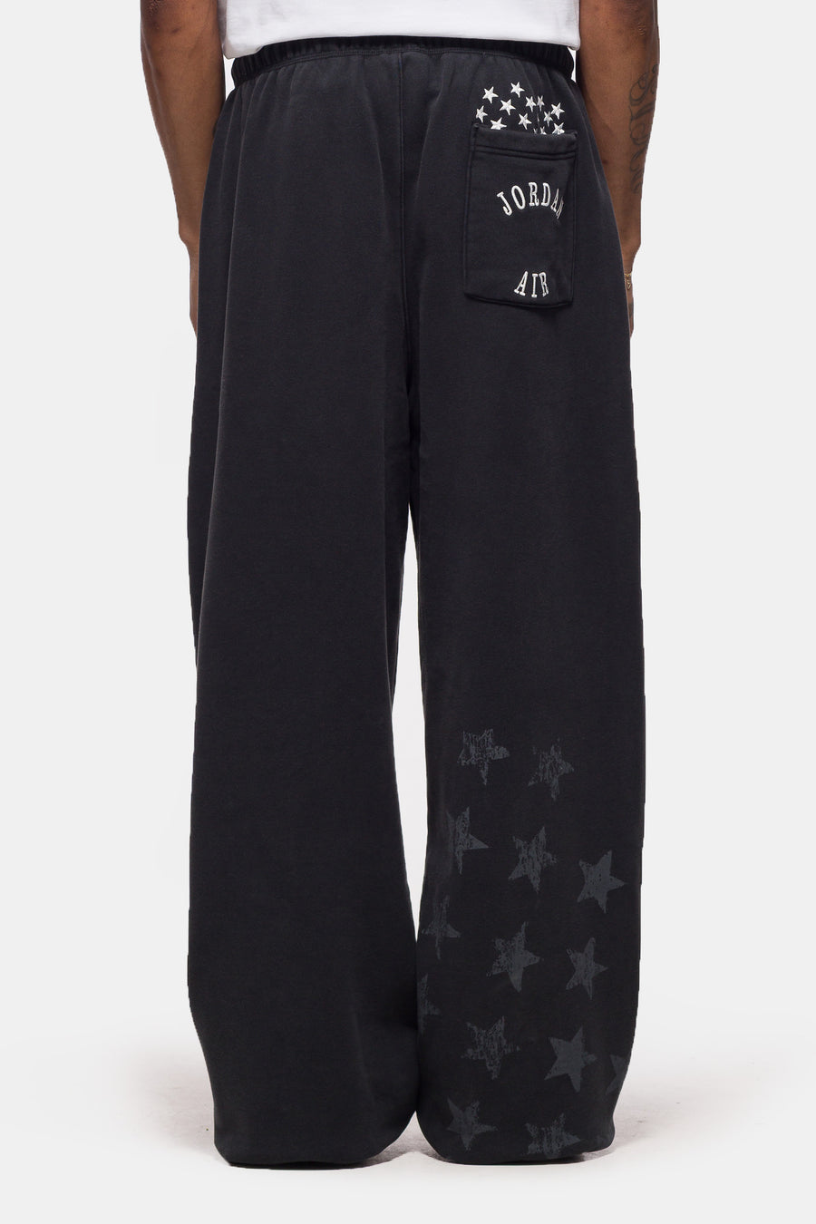 Jordan Fleece Pant in Black - Notre