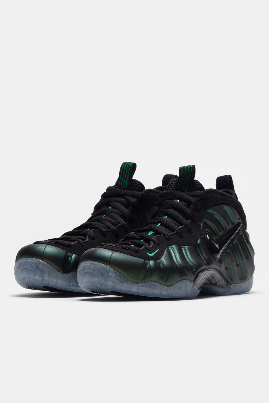 Air Foamposite Pro Sneaker in Pine Green/Black