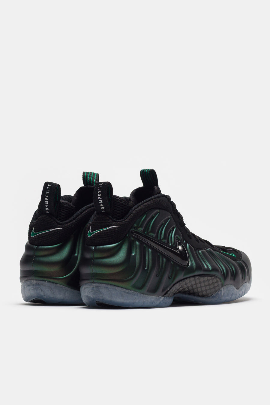 Air Foamposite Pro Sneaker in Pine Green/Black