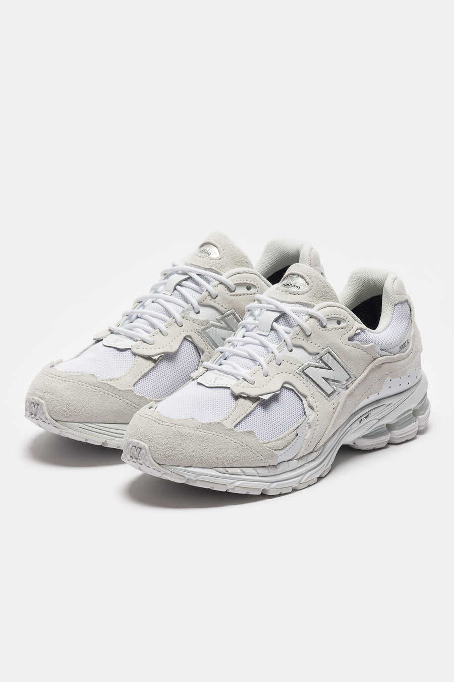 New Balance 2002DX Sneaker in White/Reflection/Silver Metallic - Notre
