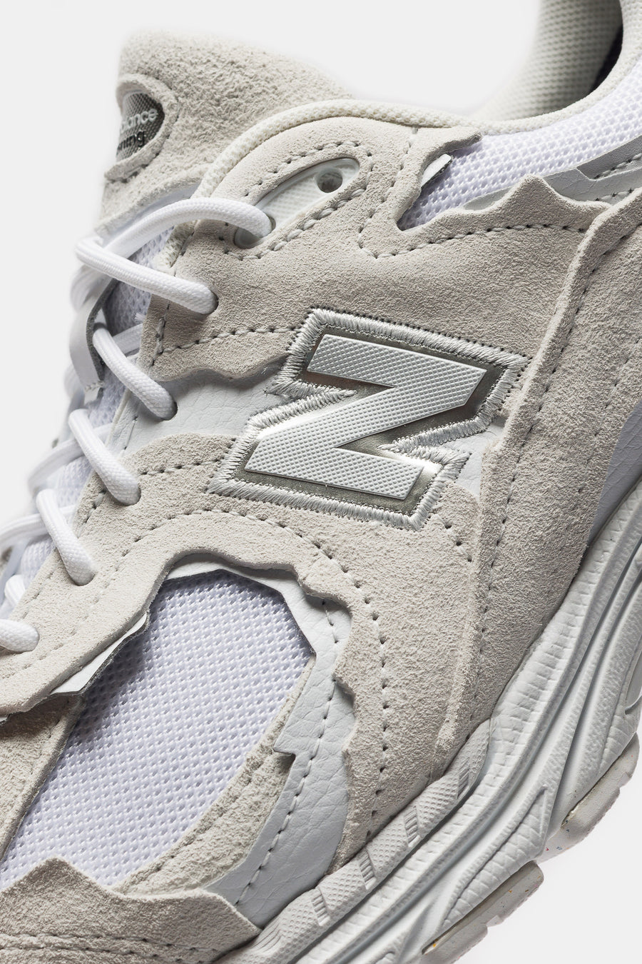 New Balance 2002DX Sneaker in White/Reflection/Silver Metallic - Notre