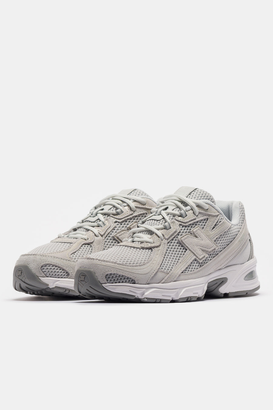 New Balance 740 Sneaker in Grey/Reflection/Slate Grey/Grey Matter - Notre