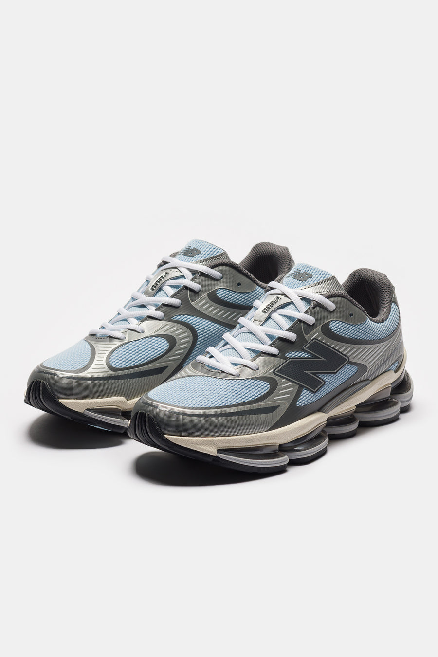 New Balance Abzorb 2000 Sneaker in Light Chrome Blue/Silver Metalic/Castlerock/Dark Silver Metallic - Notre