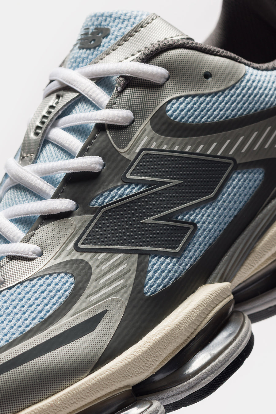 New Balance Abzorb 2000 Sneaker in Light Chrome Blue/Silver Metalic/Castlerock/Dark Silver Metallic - Notre