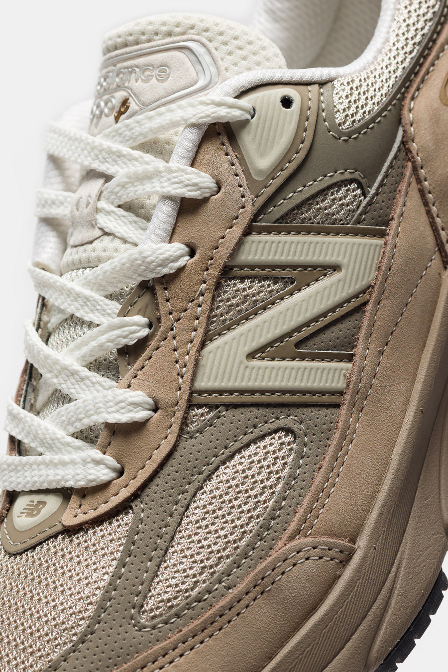 Made in USA 990 V6 Sneaker in Driftwood/Timberwolf/Mushroom