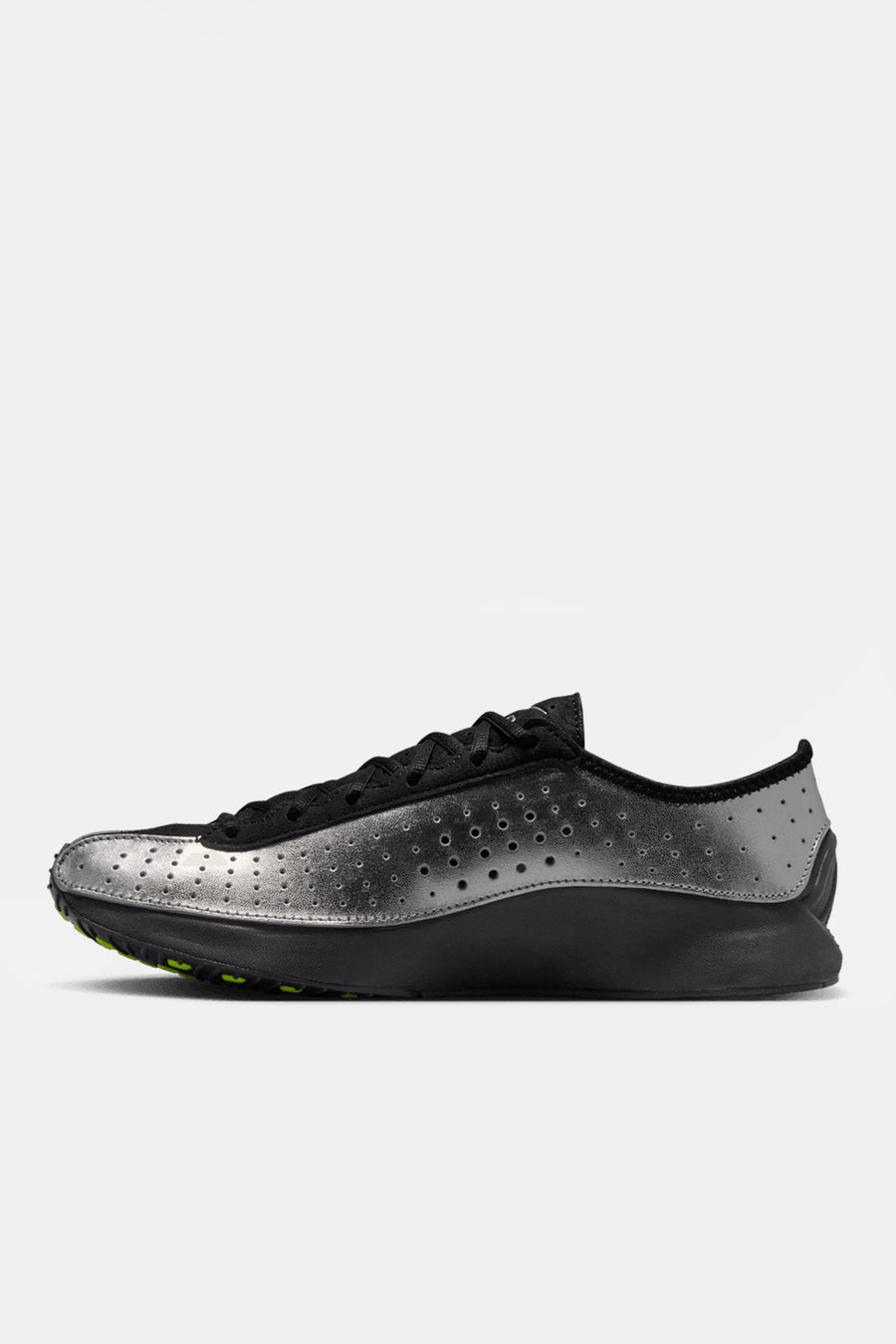 Nike Air Superfly Sneaker in Metallic Silver/Black/Anthracite/Volt - Notre