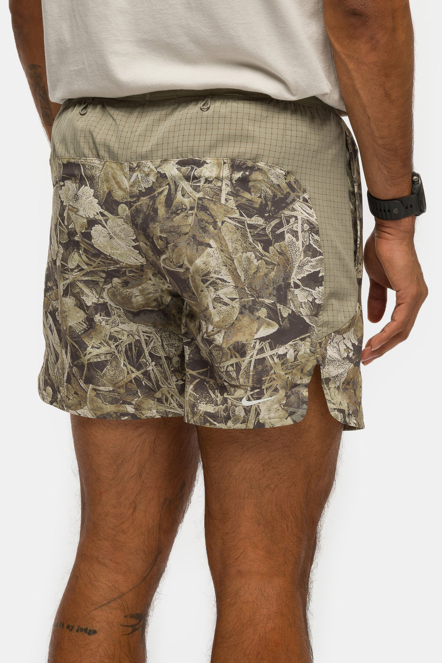 Nike ACG Chamo Camo 6" Brief-Lined Trail Running Short in Sequoia/Light Army/Summit White - Notre
