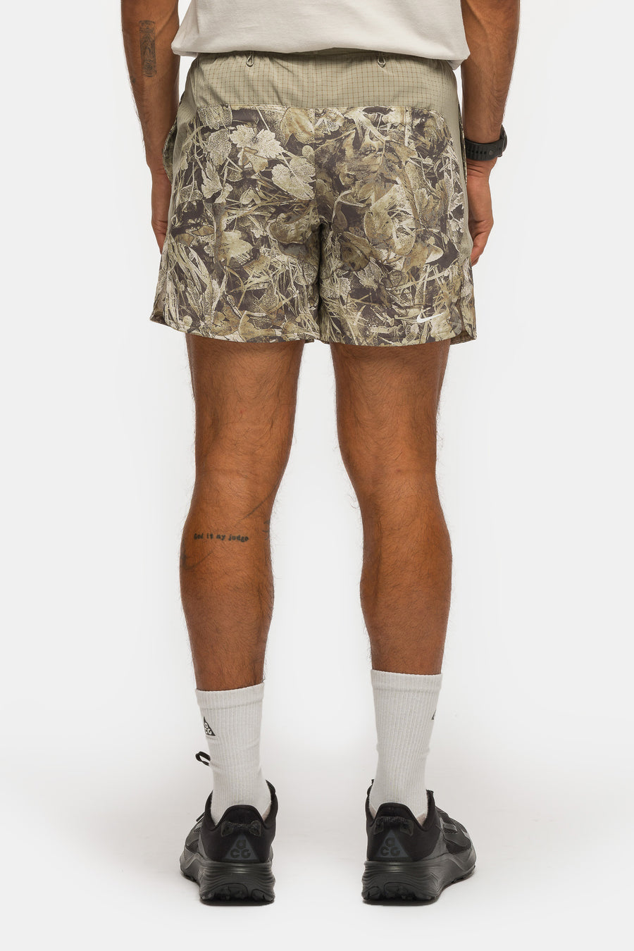 Nike ACG Chamo Camo 6" Brief-Lined Trail Running Short in Sequoia/Light Army/Summit White - Notre