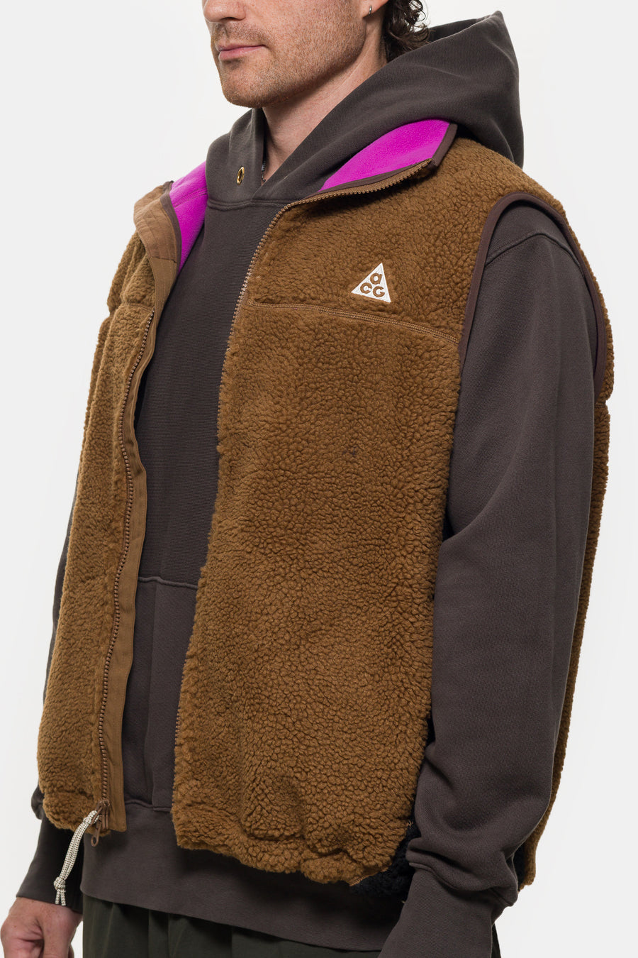 Nike ACG Therma-FIT ADV Vest in Mosswood Brown/Black/Summit White - Notre