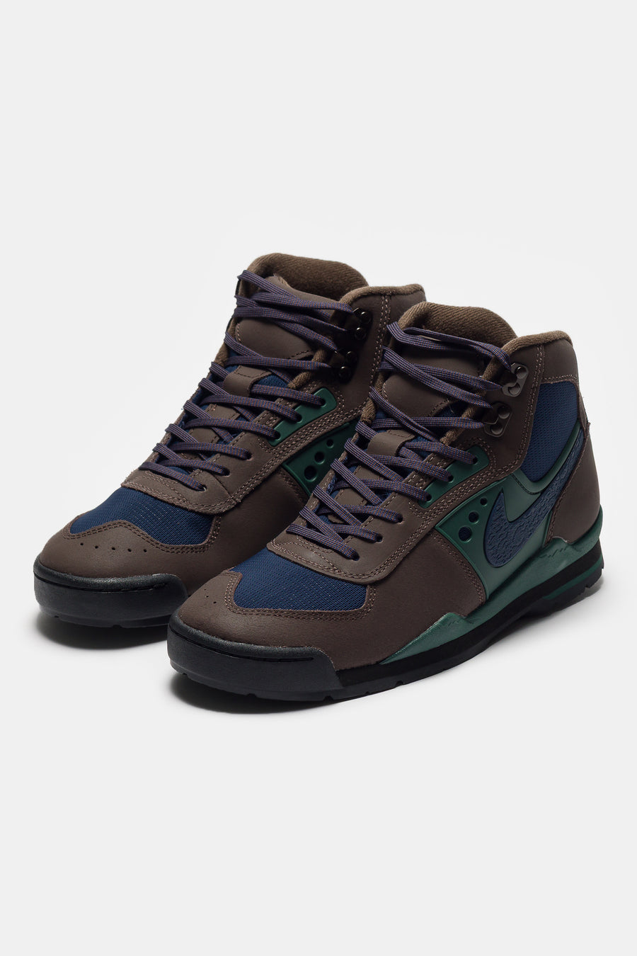 Air Baltoro SP Boot in Baroque Brown/Midnight Green