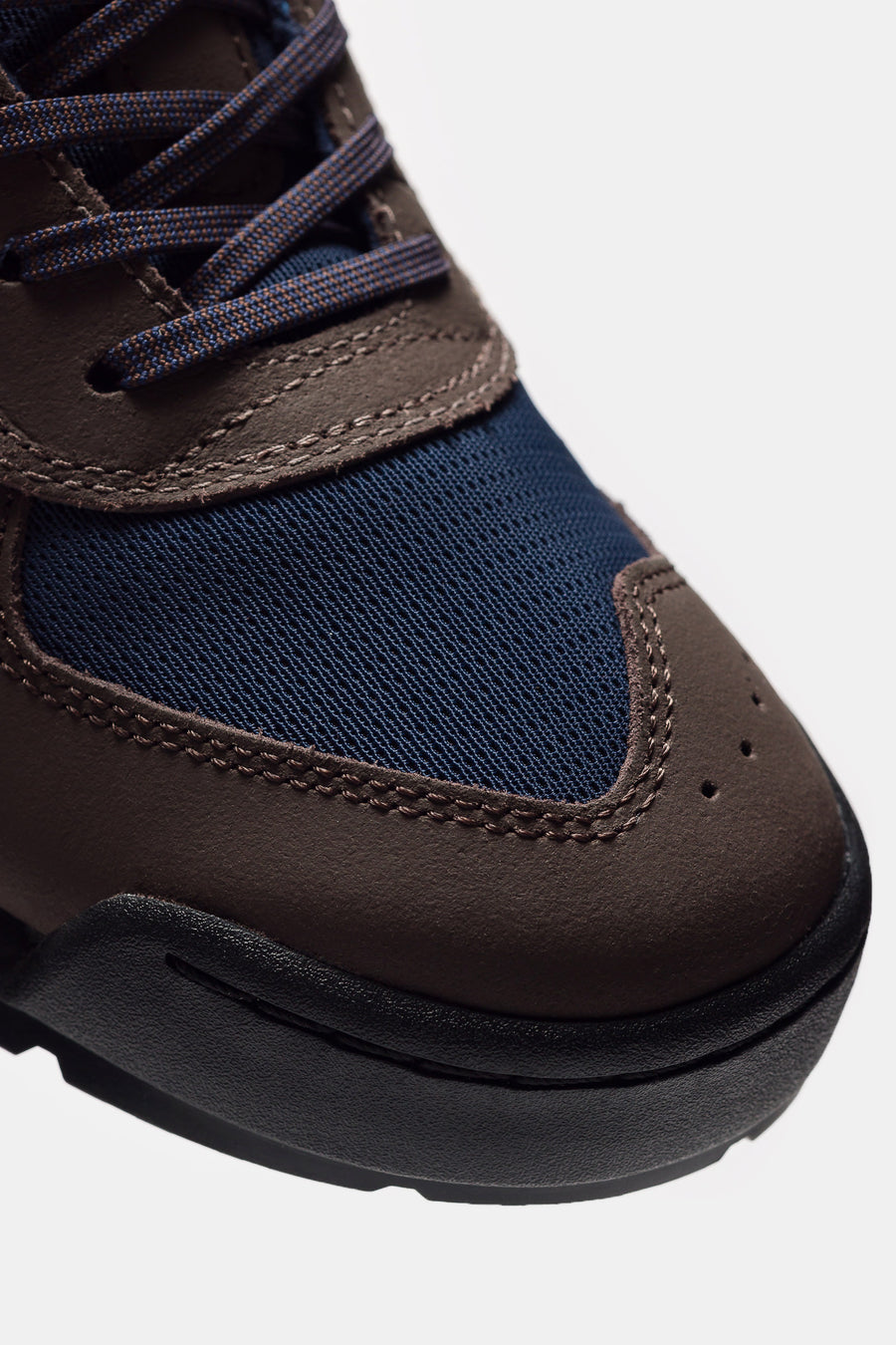 Air Baltoro SP Boot in Baroque Brown/Midnight Green