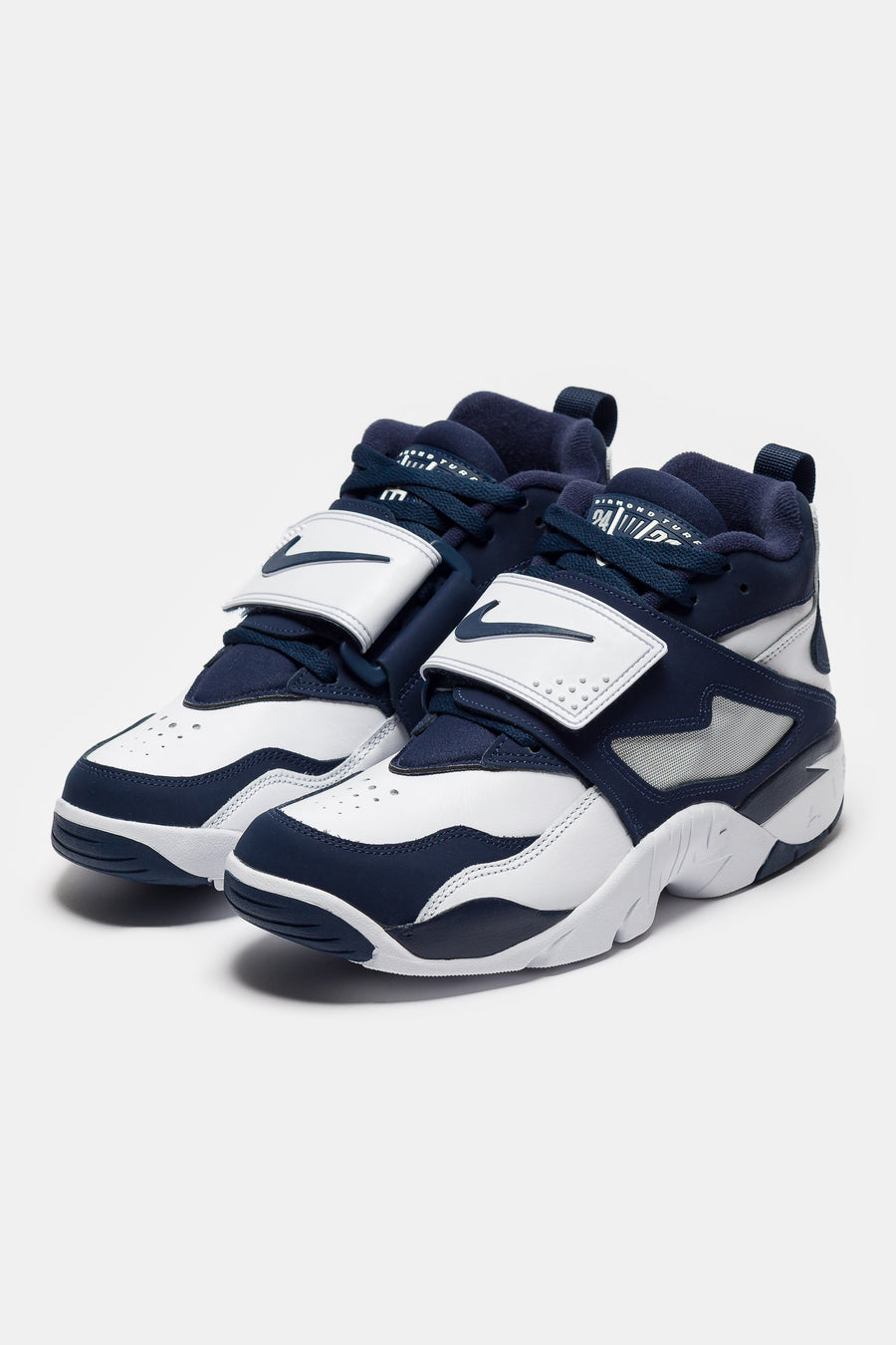 Air Diamond Turf Sneaker in White/College Navy/Metallic Silver