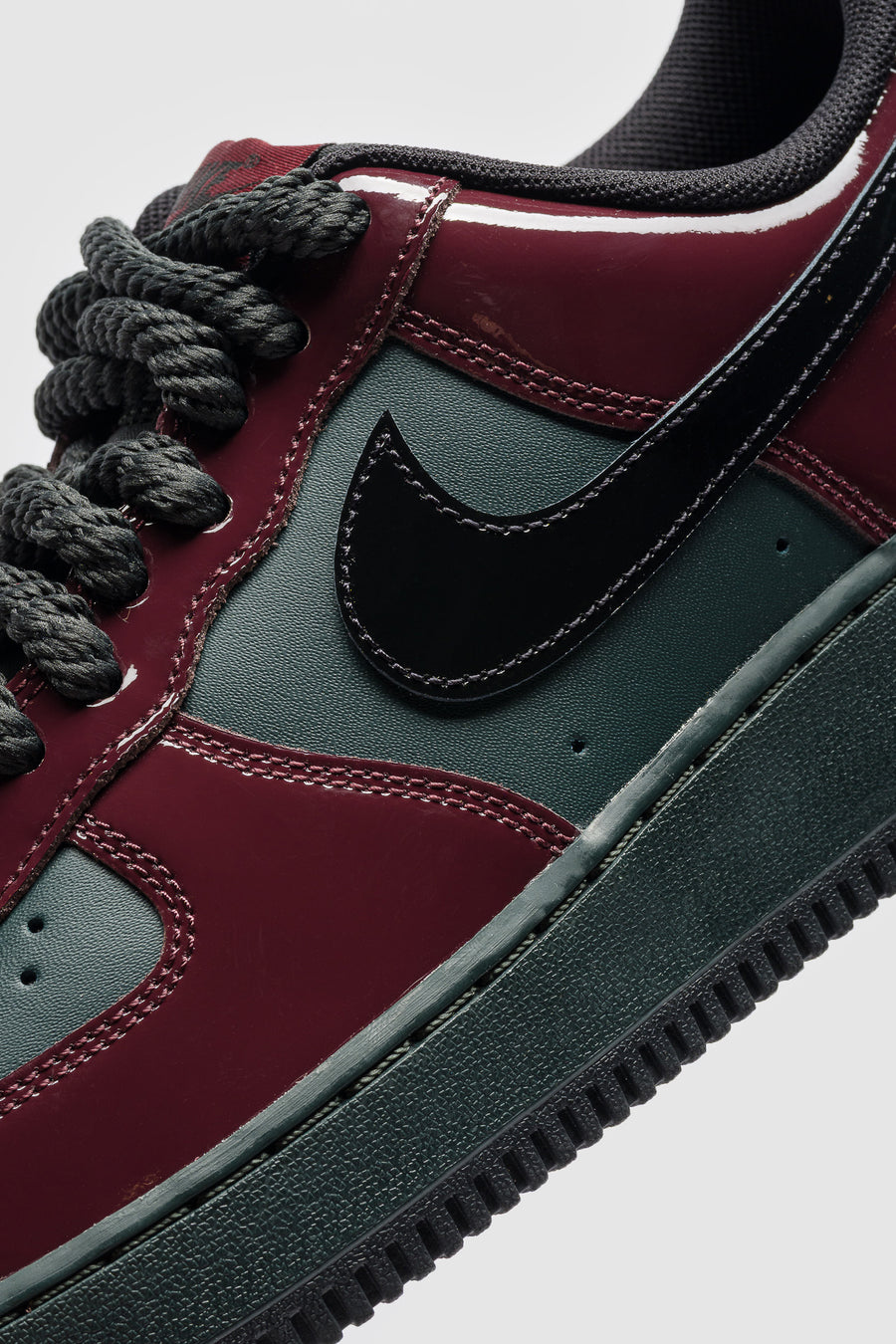 Air Force 1 '07 LV8 Sneaker in Black Spruce/Black