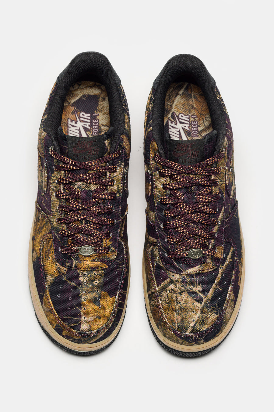 Air Force 1 '07 RealTree Sneaker in Multicolor/Gum Yellow