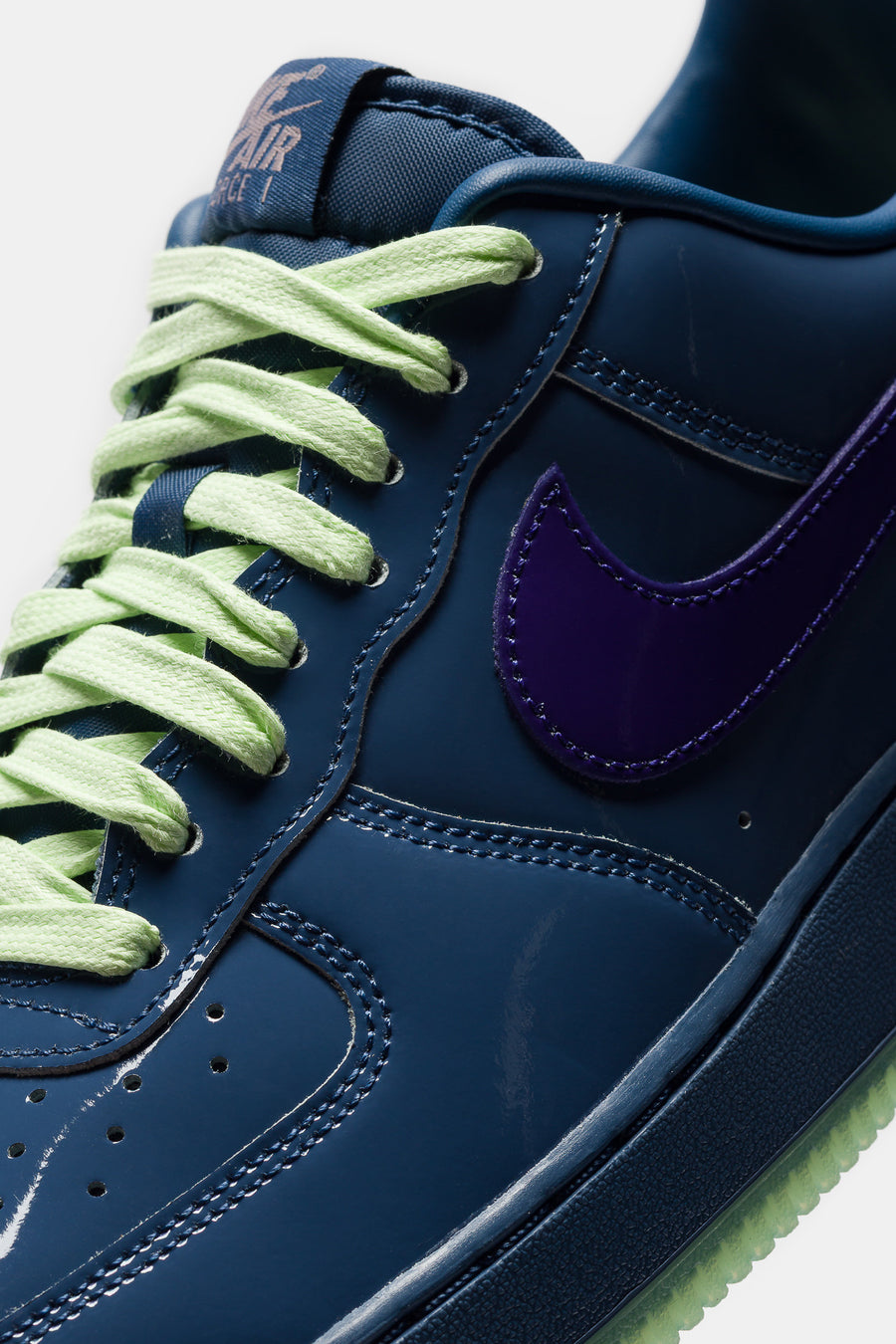 Nike Air Force 1 Low Sneaker in Mystic Navy/Grape Ice/Lt Violet Ore - Notre
