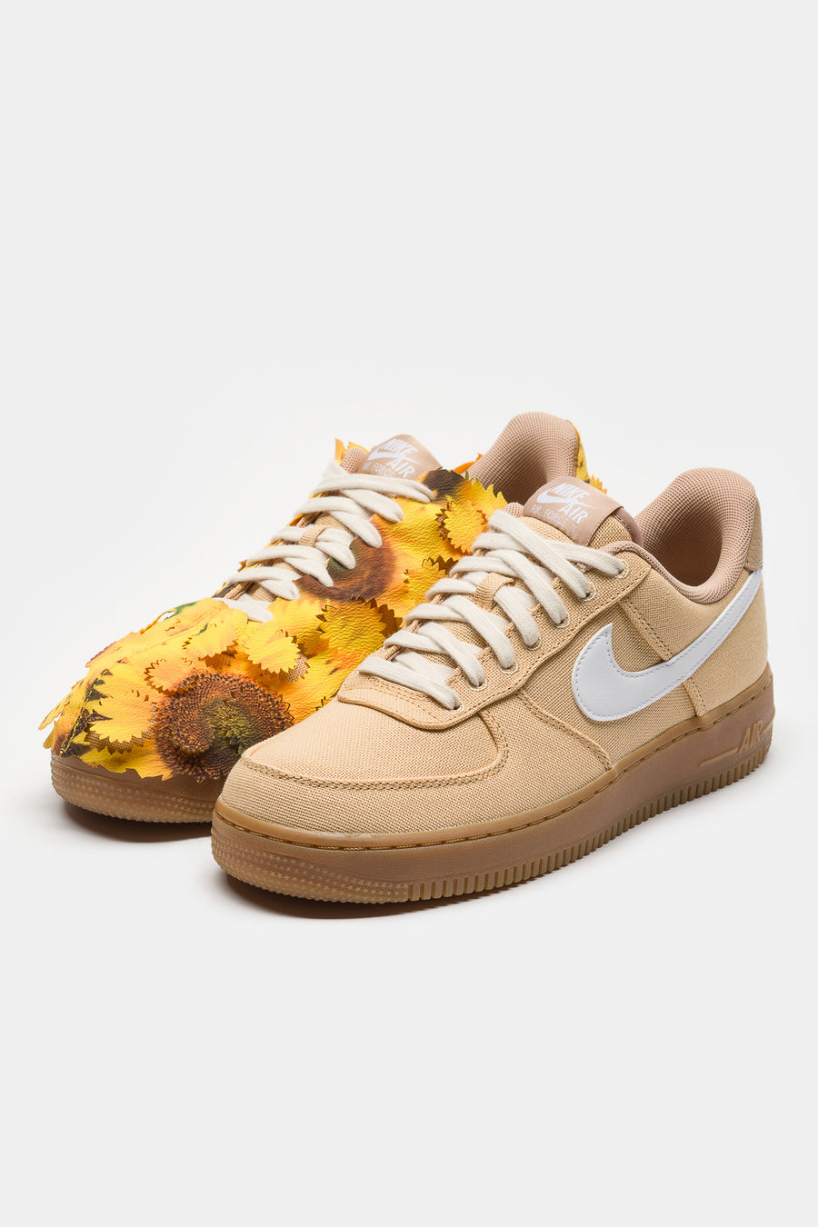 Air Force 1 '07 LX Sneaker in Sesame/White/Hemp/Natural