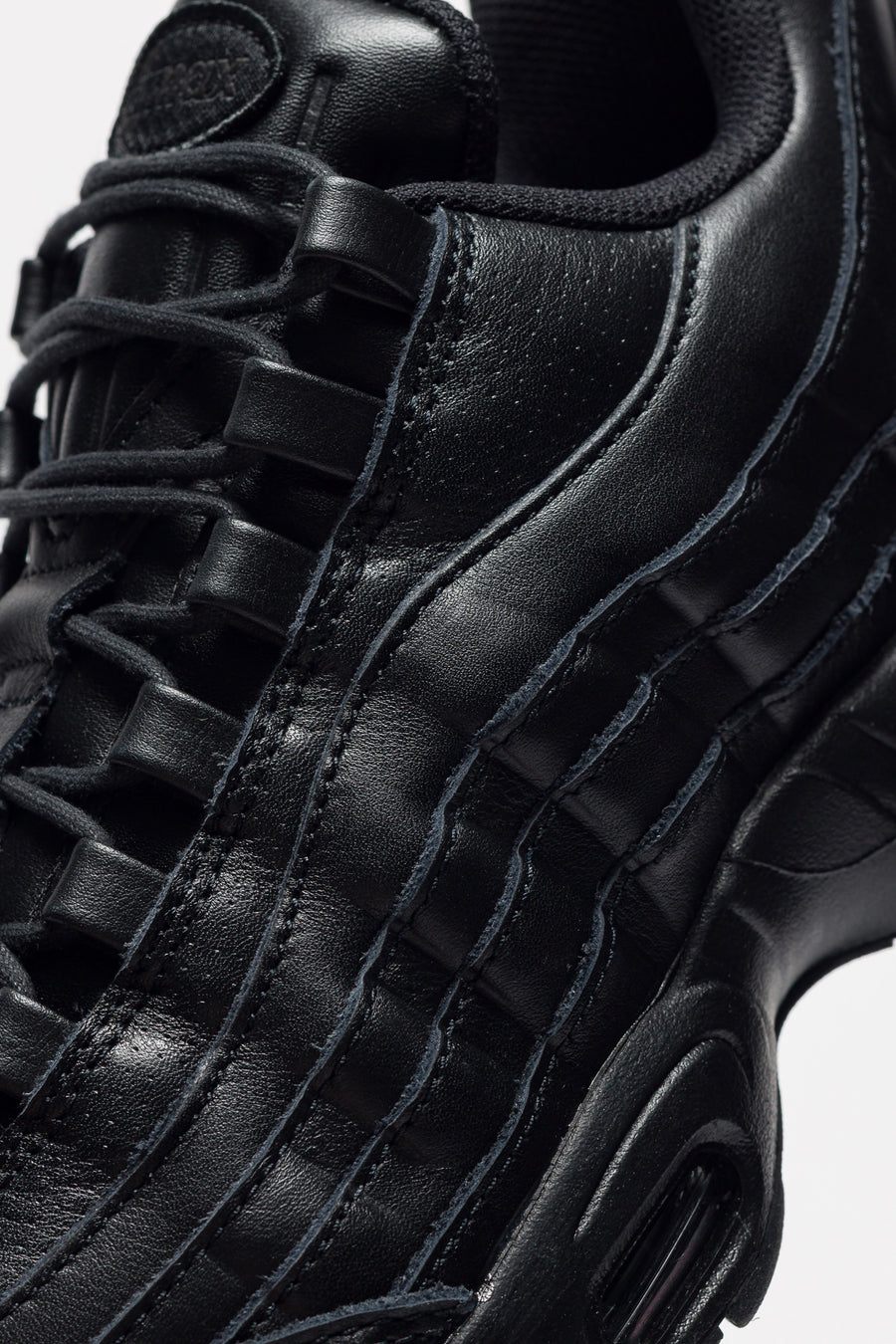 Air Max 95 Big Bubble Leather Sneaker in Black/Black