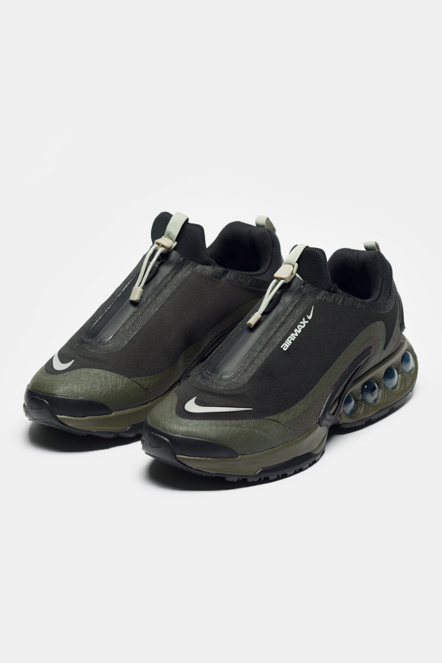 Air Max DN Roam Sneaker in Black/Metallic Silver/Cargo Khaki/Stone