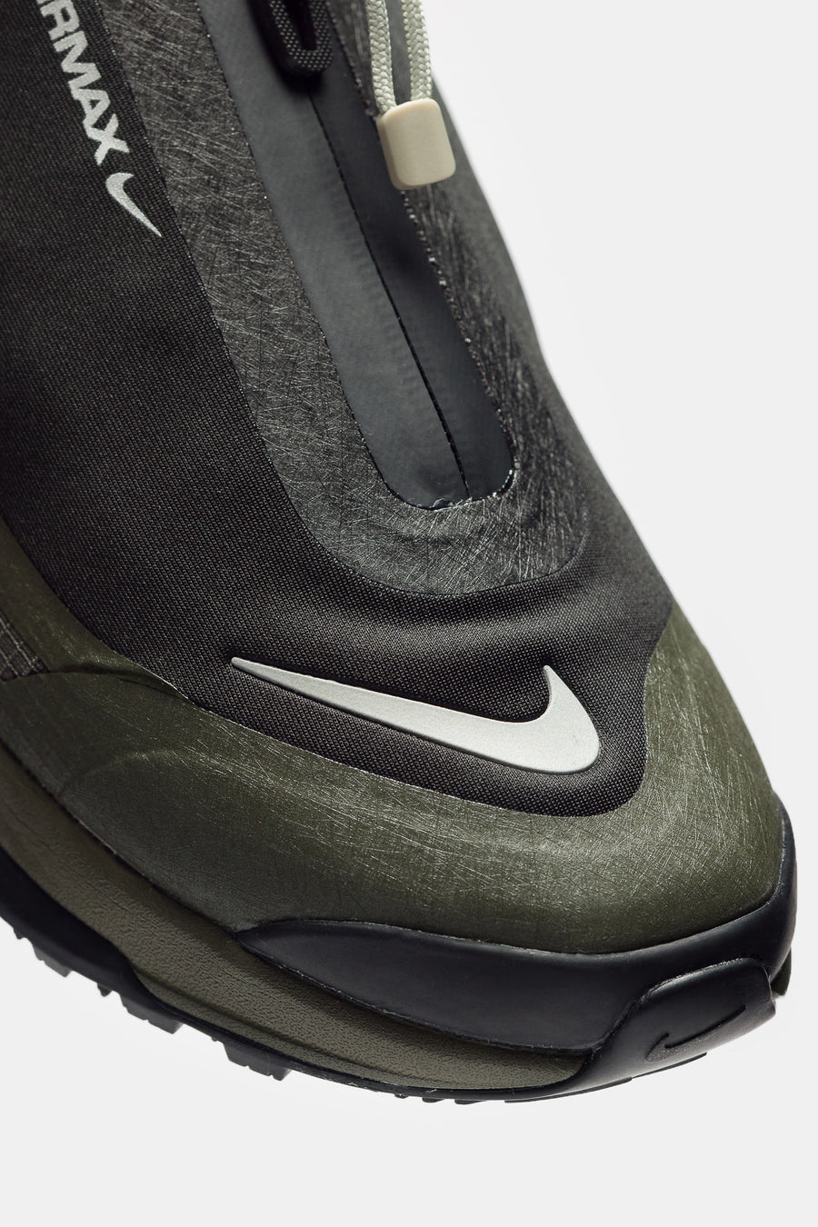 Air Max DN Roam Sneaker in Black/Metallic Silver/Cargo Khaki/Stone