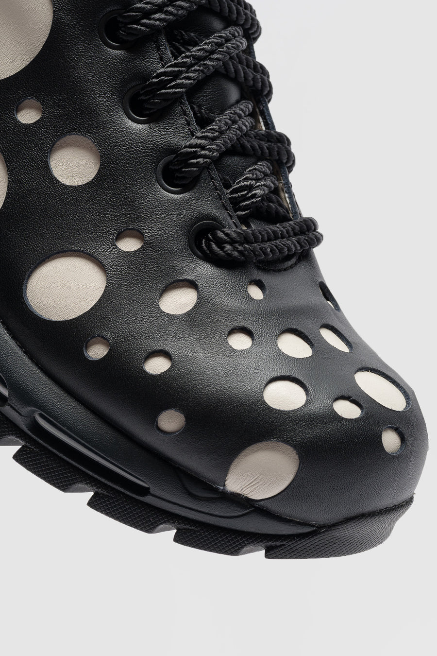 Nike Air Max Goadome Low SP Sneaker in Light Orewood Brown/Black/Black - Notre