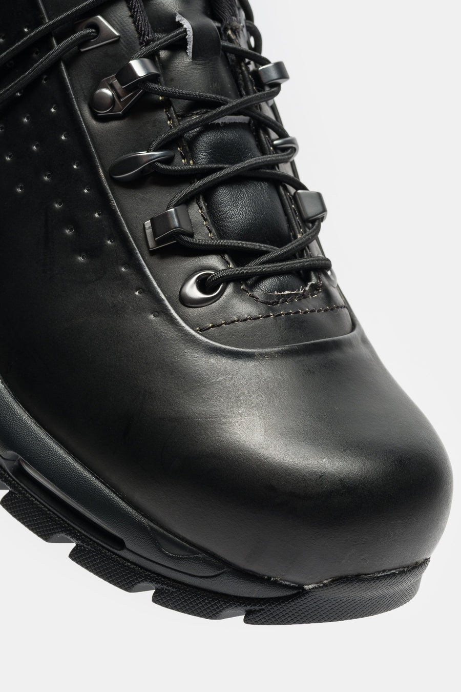 Air Max Goadome Low SP Boot in Black/Metallic Silver/Pale Citron