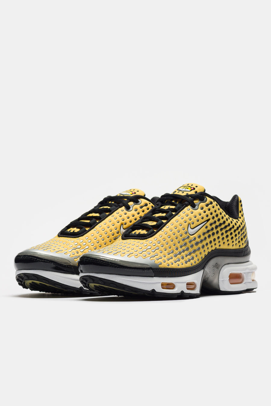 Air Max Plus VII Sneaker in Varsity Maize/White/Black