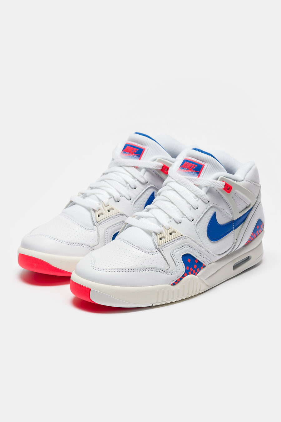 Nike Air Tech Challenge 2 Sneaker in White/Royal Blue/Laser Crimson - Notre