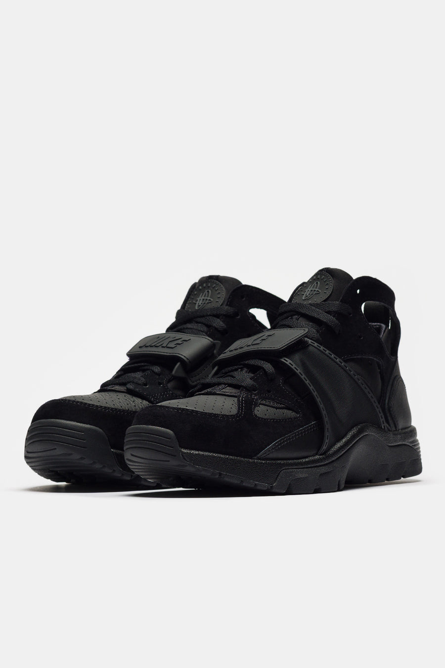 Air Trainer Huarache Sneaker in Black/Black