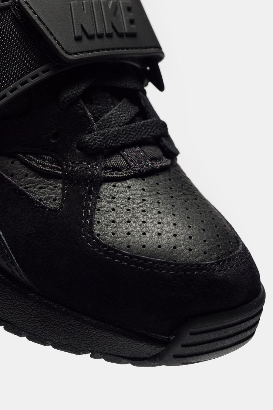 Air Trainer Huarache Sneaker in Black/Black