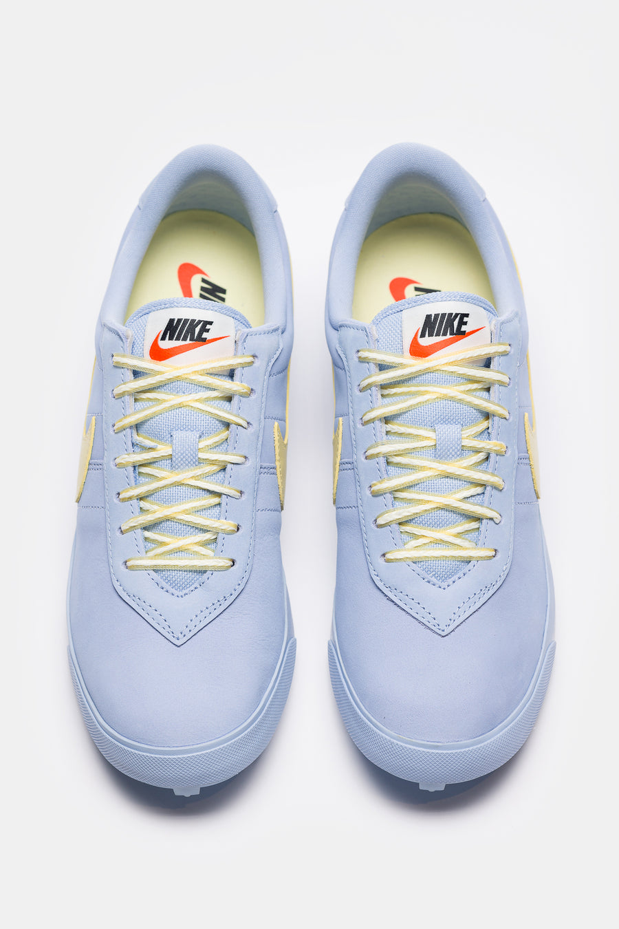 Nike Astrograbber QS Sneaker in Aluminum/Soft Yellow/Sail - Notre