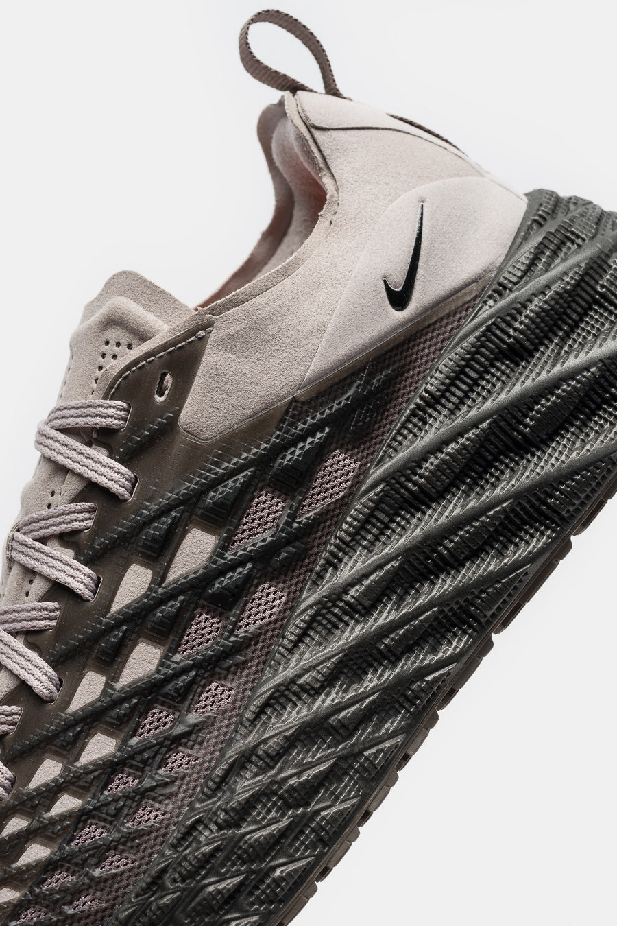 Ava Edge Sneaker in College Grey/Black/Dark Smoke Grey