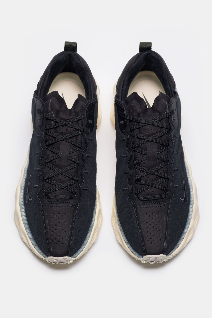 靴 Nike Ava Rover \"Triple Black/Anthracite\" Ava Rover Sneaker in Black/Anthracite/Sequoia - Nike