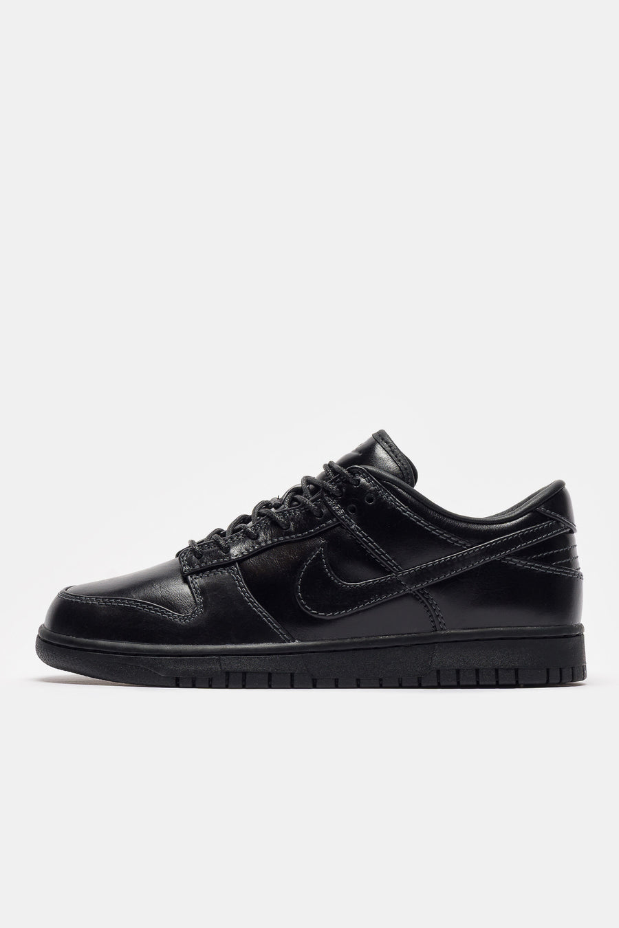 Nike Dunk Low Retro Premium Sneaker in Black/Black - Notre