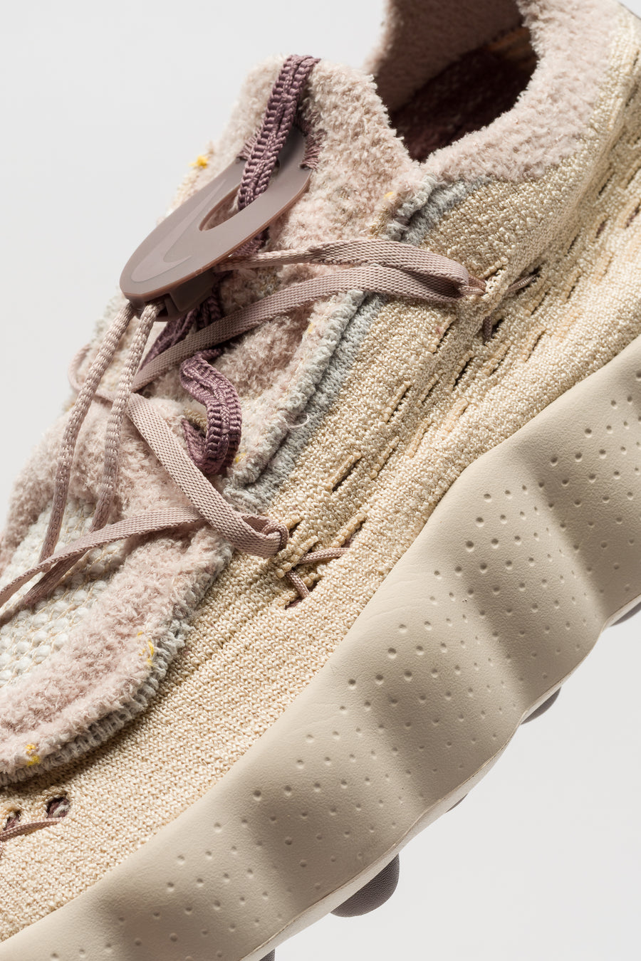 Mind 002 Flyknit Sneaker in Fossil Rose/Plum Eclipse