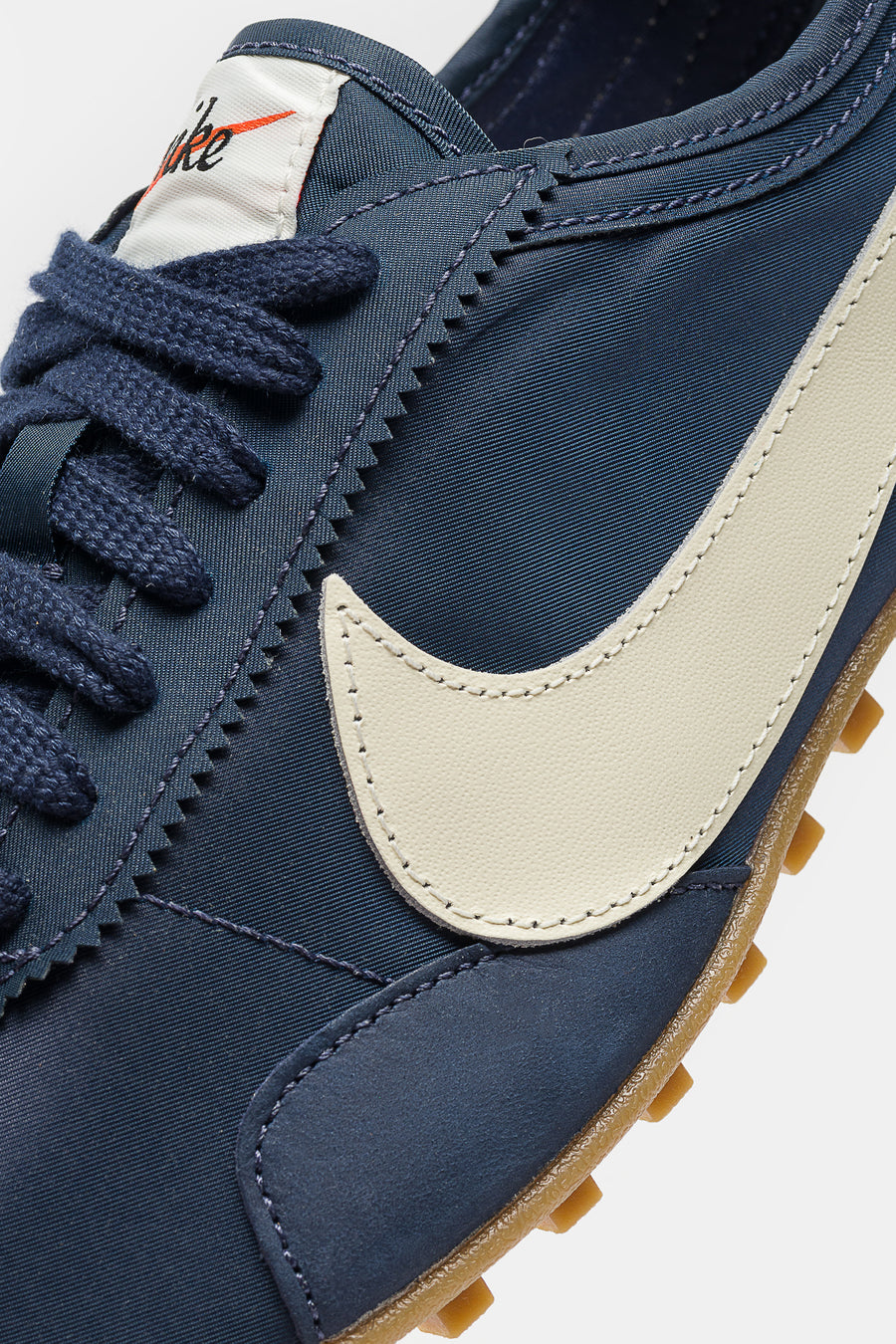 Nike Moon Shoe OG Sneaker in Midnight Navy/Soft Pearl/Gum Light Brown - Notre