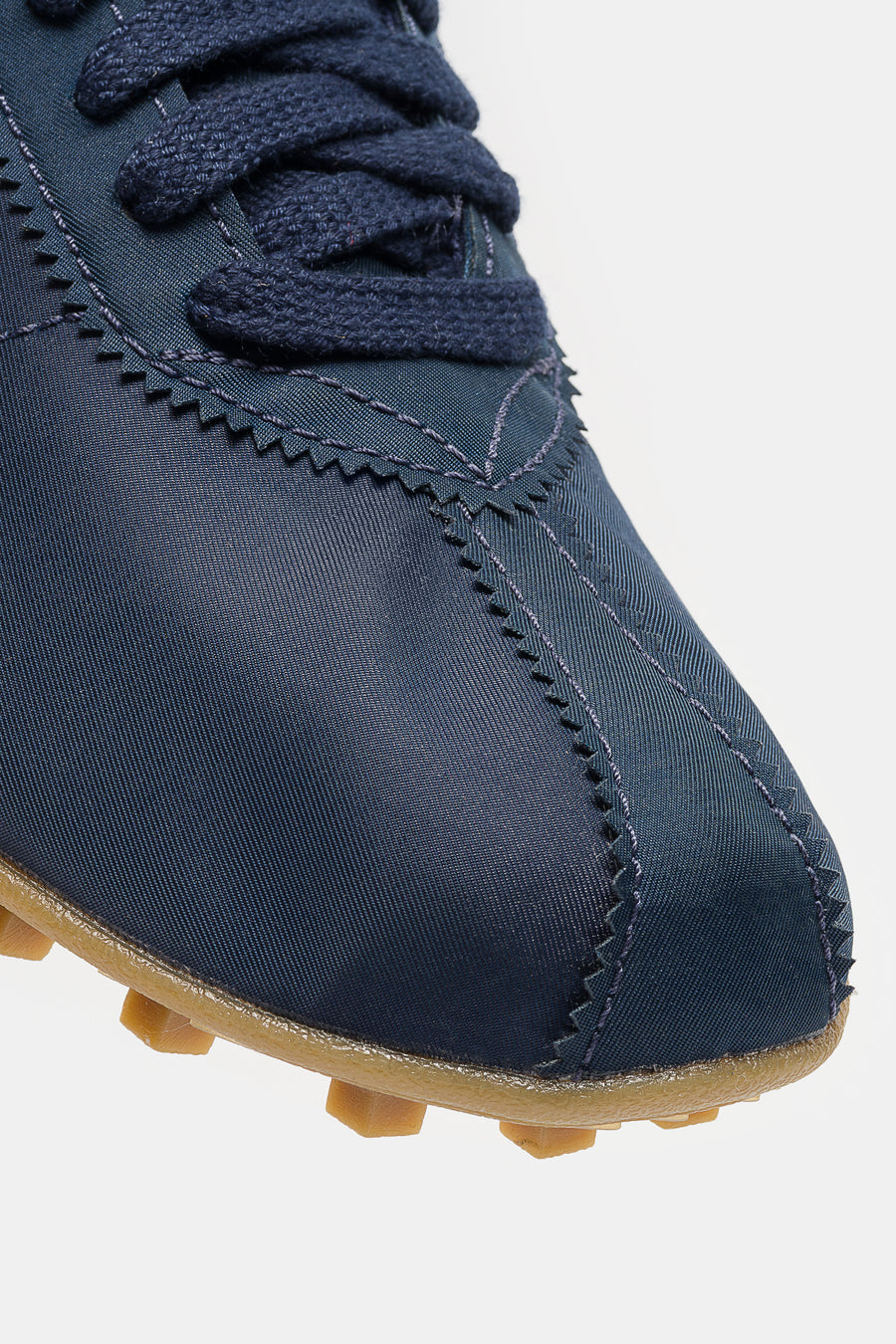 Nike Moon Shoe OG Sneaker in Midnight Navy/Soft Pearl/Gum Light Brown - Notre