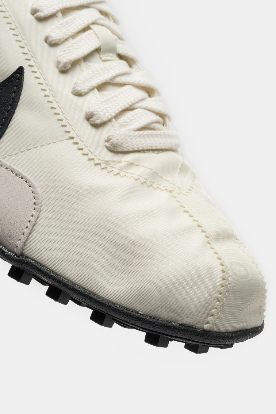 Nike Moon Shoe OG Sneaker in Sail/Black - Notre