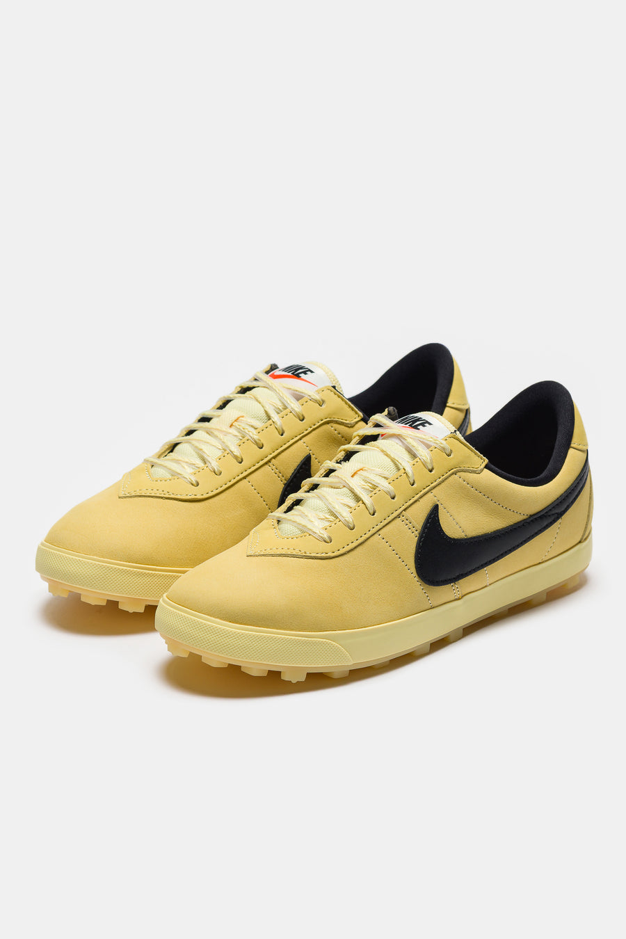 Nike Astrograbber QS Sneaker in Soft Yellow/Black/Sail - Notre