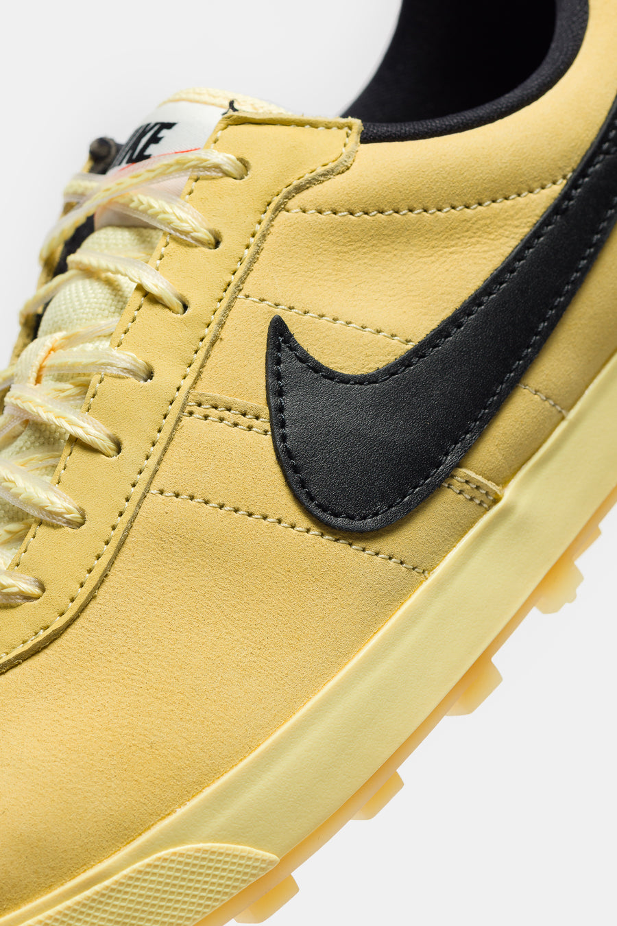 Nike Astrograbber QS Sneaker in Soft Yellow/Black/Sail - Notre