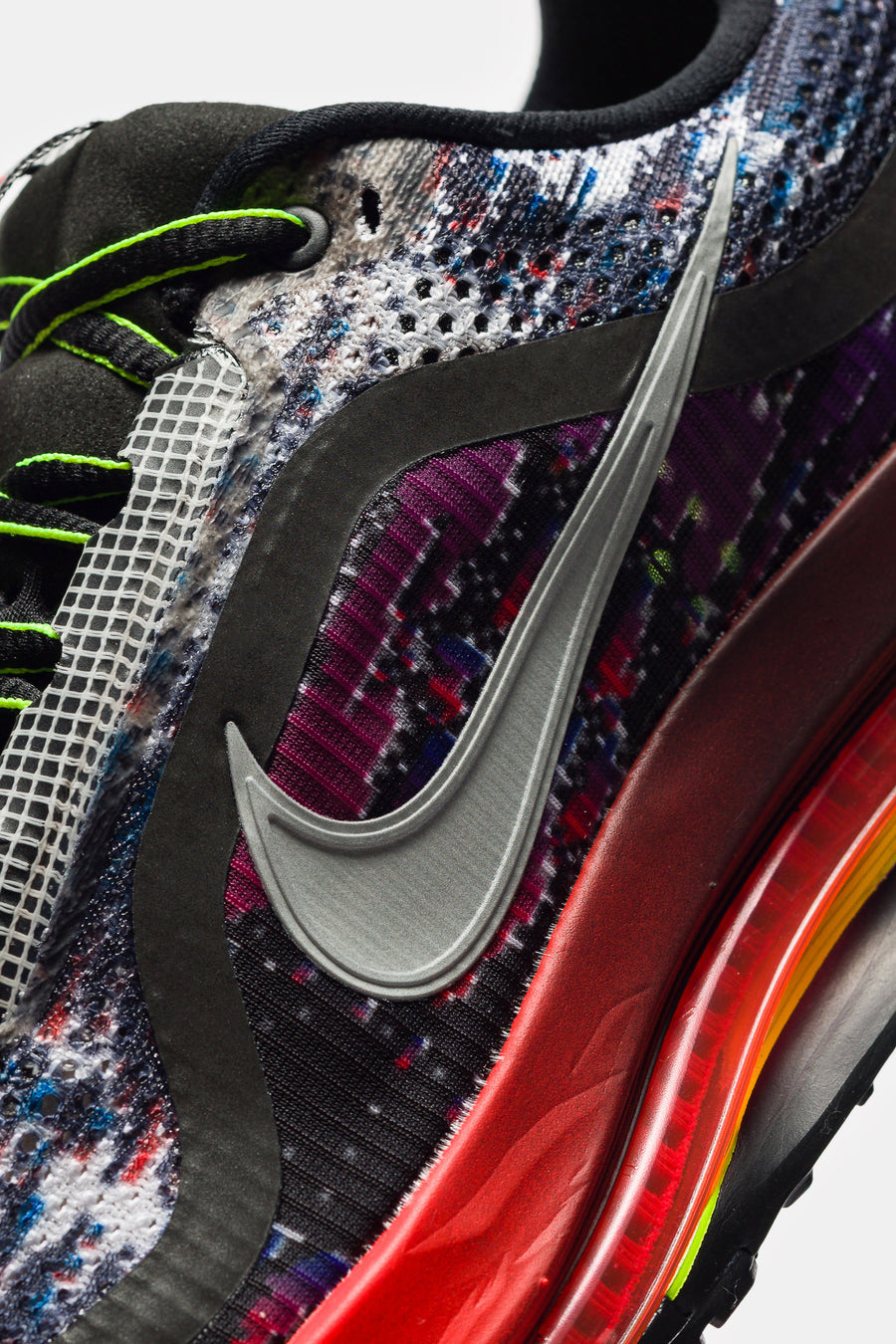 Pegasus Premium Sneaker in Multicolor/Metallic Silver/Volt