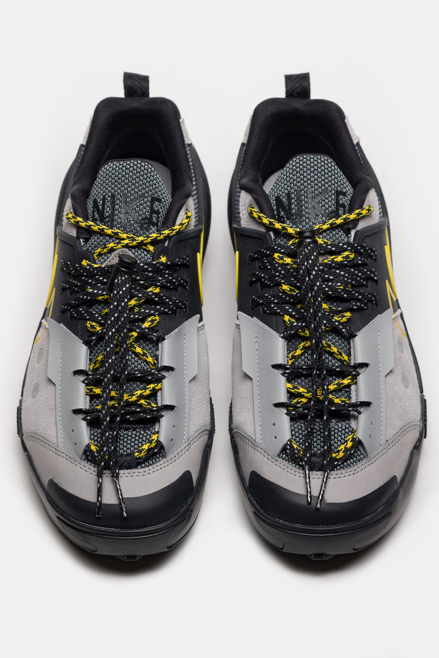 Sacai Zegamadome Sneaker in Matte Silver/Tour Yellow/Black