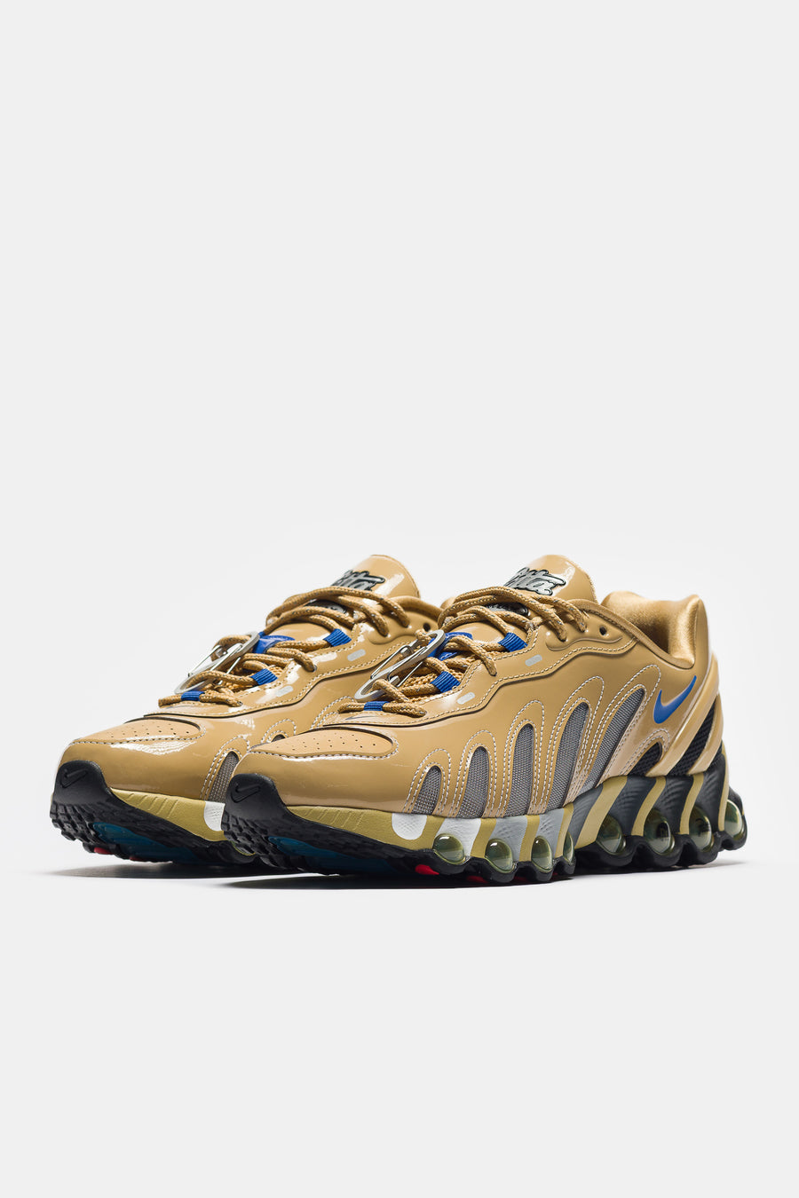 Nike Patta Air Max DN8 SP Sneaker in Club Gold/Game Royal/Metallic Silver - Notre