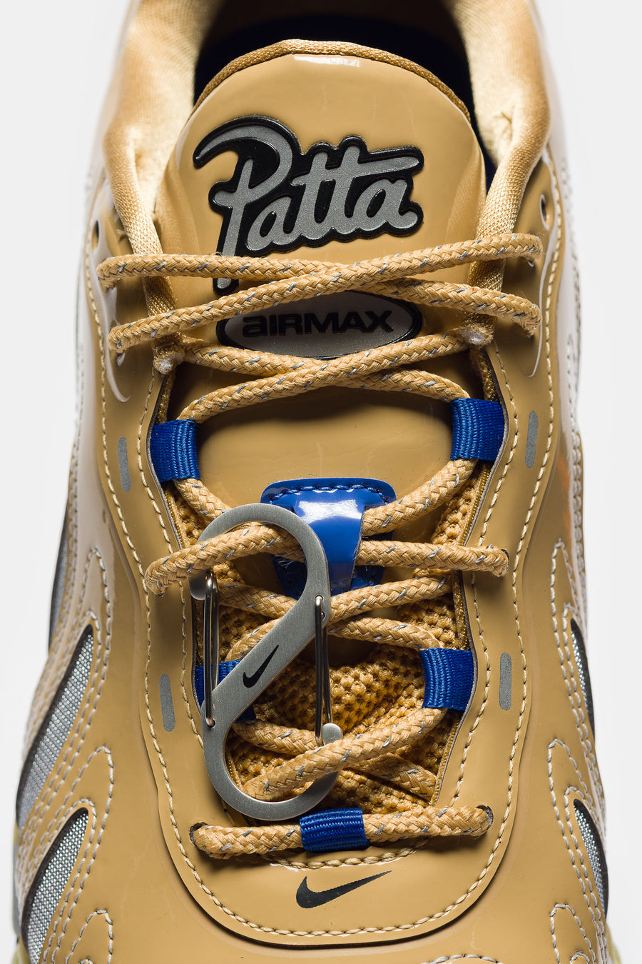 Nike Patta Air Max DN8 SP Sneaker in Club Gold/Game Royal/Metallic Silver - Notre