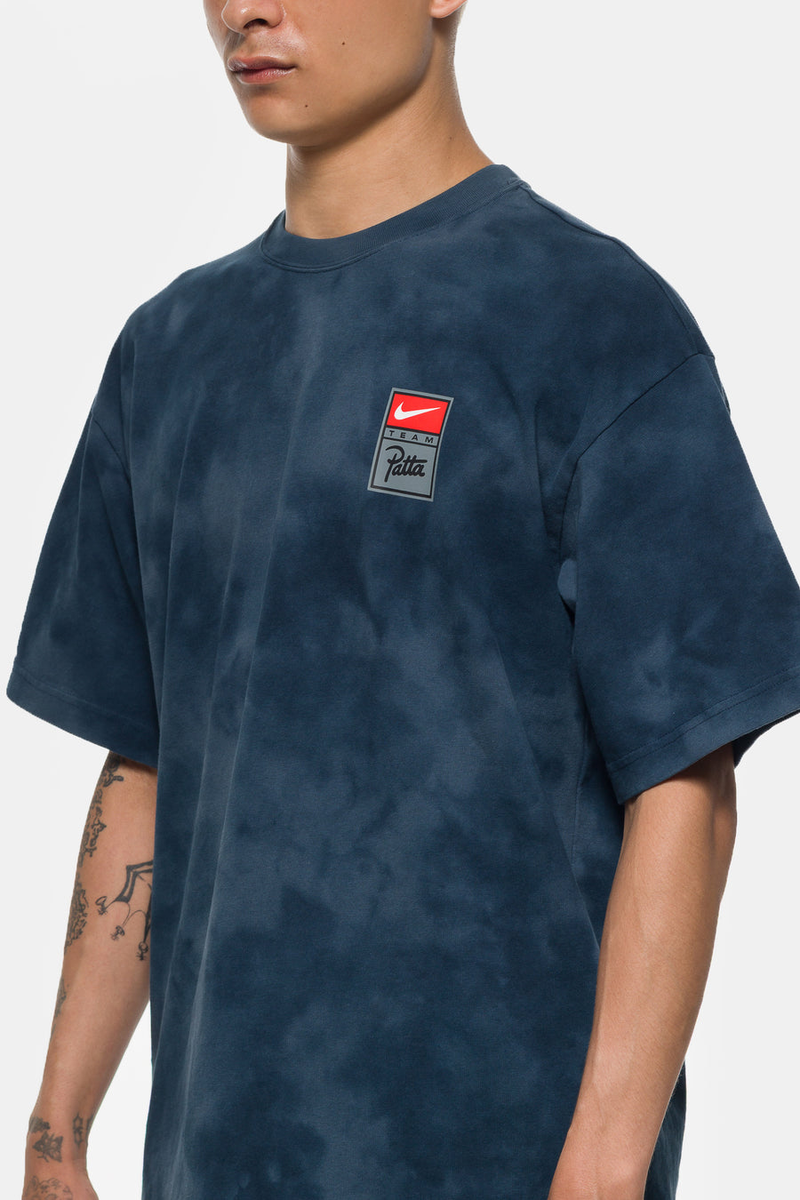 Nike Patta T-Shirt in Squadron Blue/Deep Ocean/Dark Obsidian - Notre