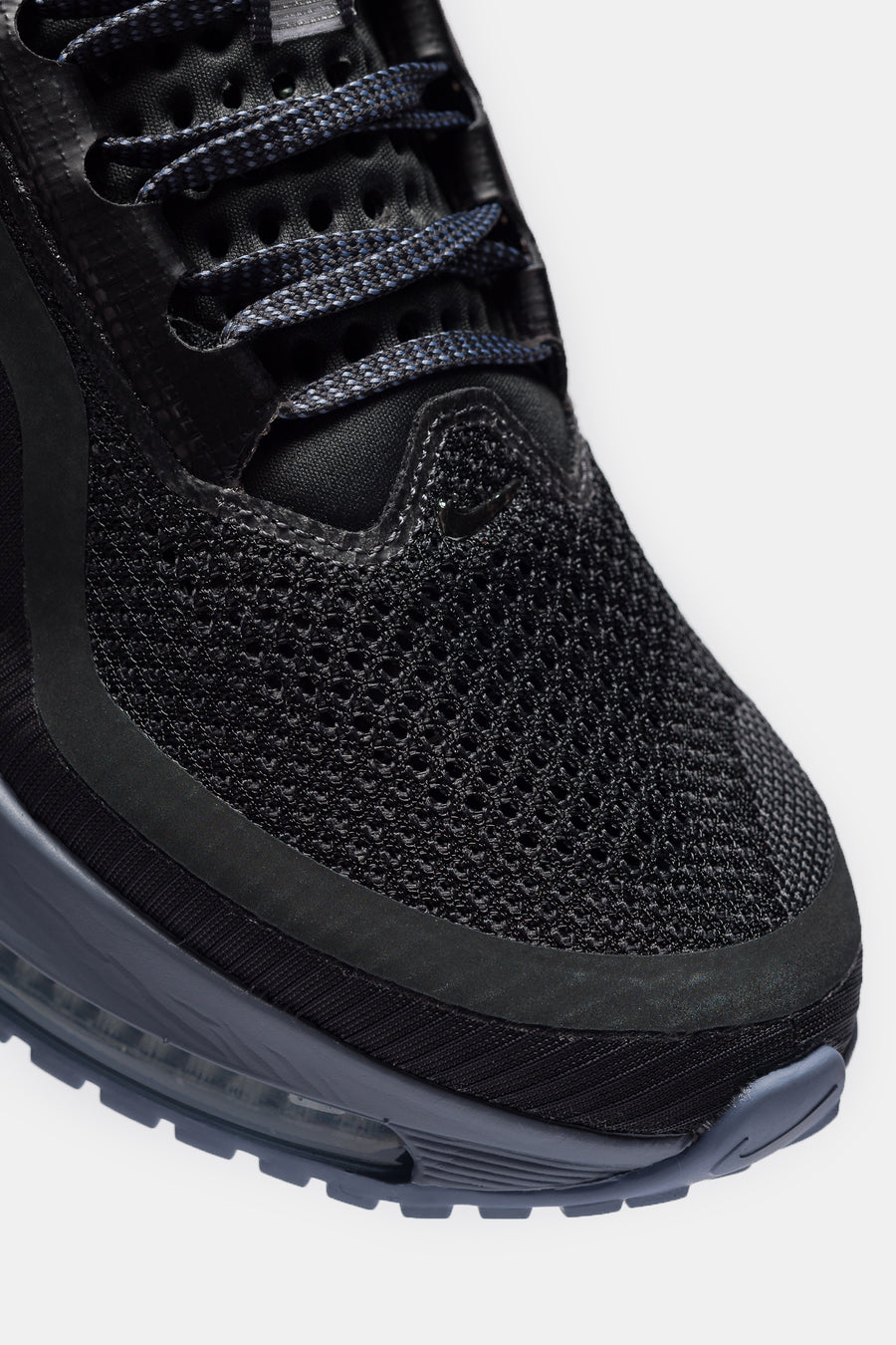 Pegasus Premium Sneaker in Anthracite/Pure Platinum/Ashen