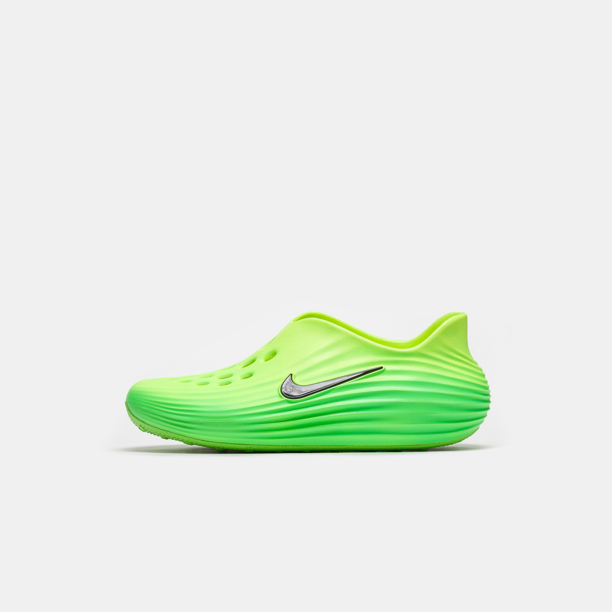 Courtside | Nike ReactX Rejuven8 'Green Strike' $85
